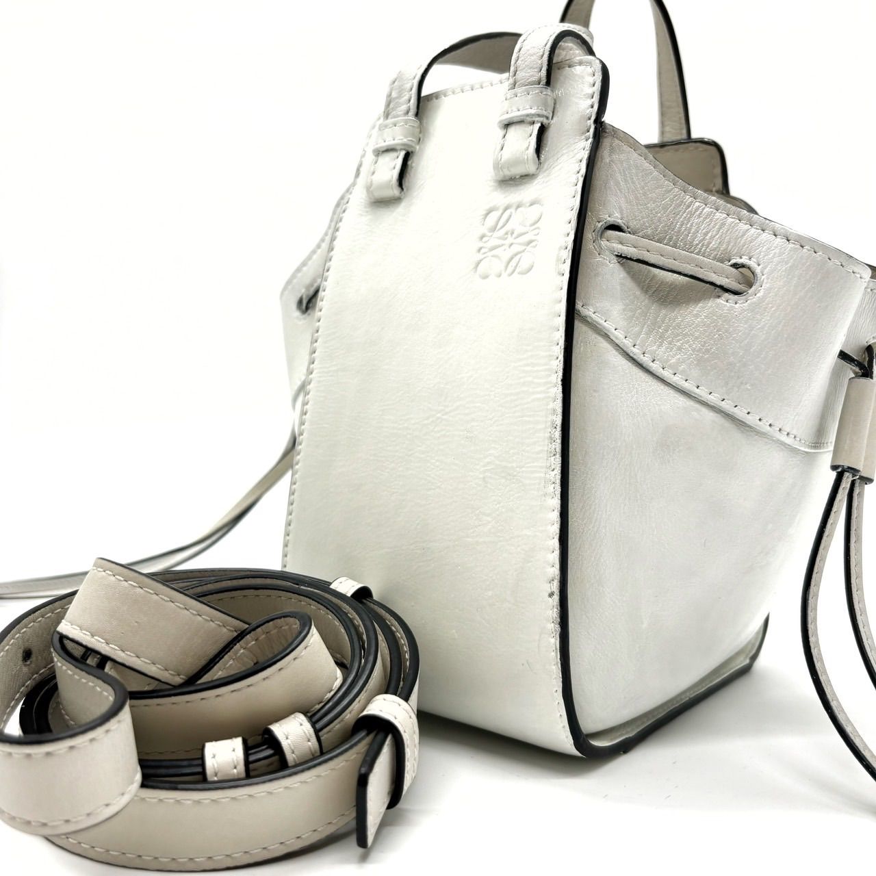 1円スタート】LOEWE ロエベ ショルダーバッグ 肩掛け アナグラムロゴ型 
