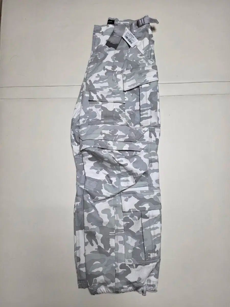  2 FAR ARCHIVE カモ パンツ 白 チノパン パンツ