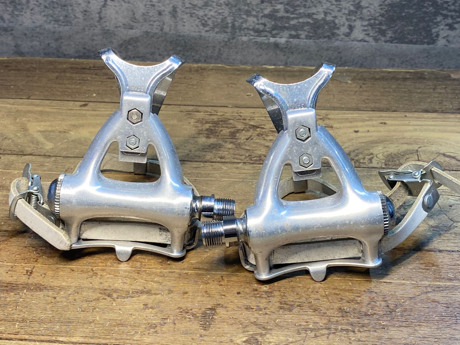 JB990 カンパニョーロ Campagnolo コーラス CHORUS エアロペダル ダストキャップ非純正 BRIGHTFACE_UK