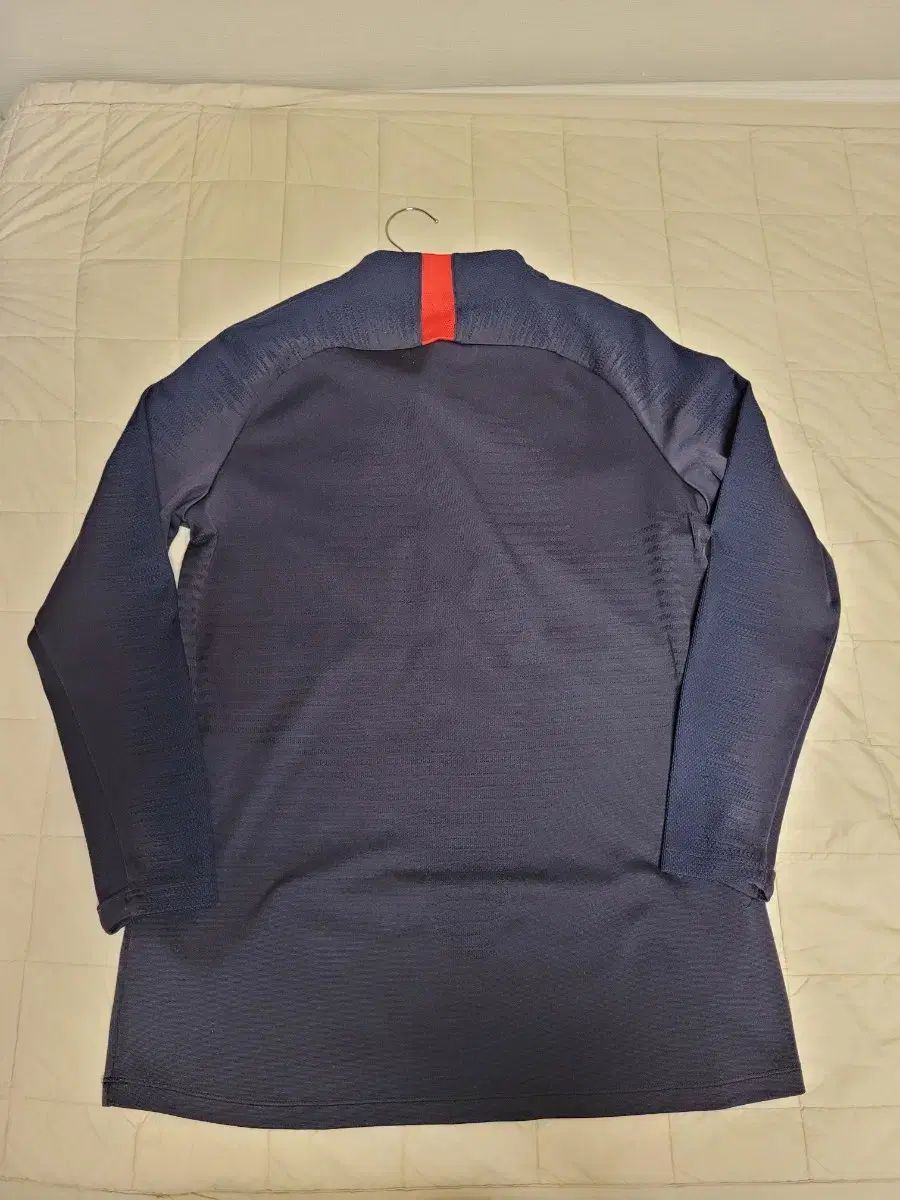 ヴェイパーニット 上下セット