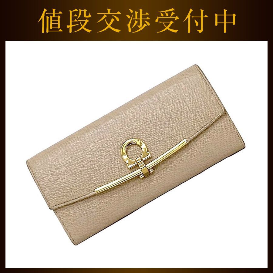 美品 Ferragamo サルバトーレフェラガモ 2つ折り 長財布 サルヴァトーレ フェラガモ Salvatore Ferragamo 二つ折り長財布