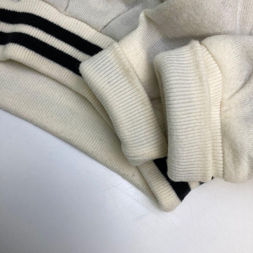 PEARLY GATES ハーフジップセーター サイズ4 アイボリー ロゴ入り サイズ：4 PEARLY GATES パーリーゲイツ 中綿切替ハーフジップ ロゴ