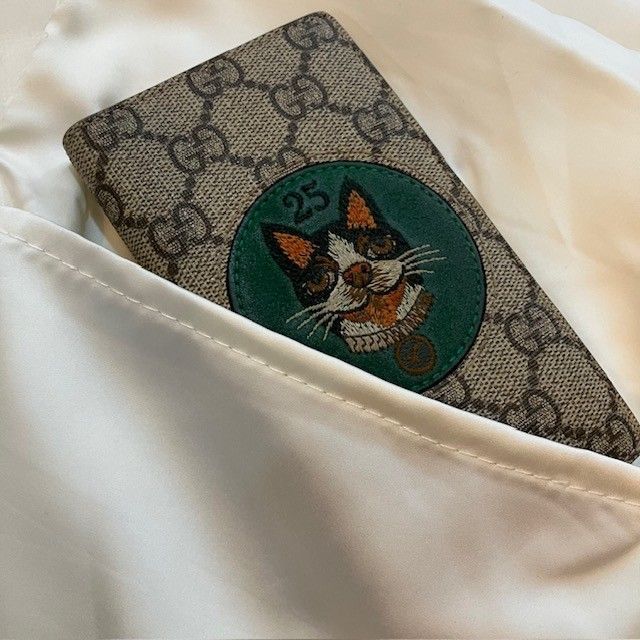 GUCCI