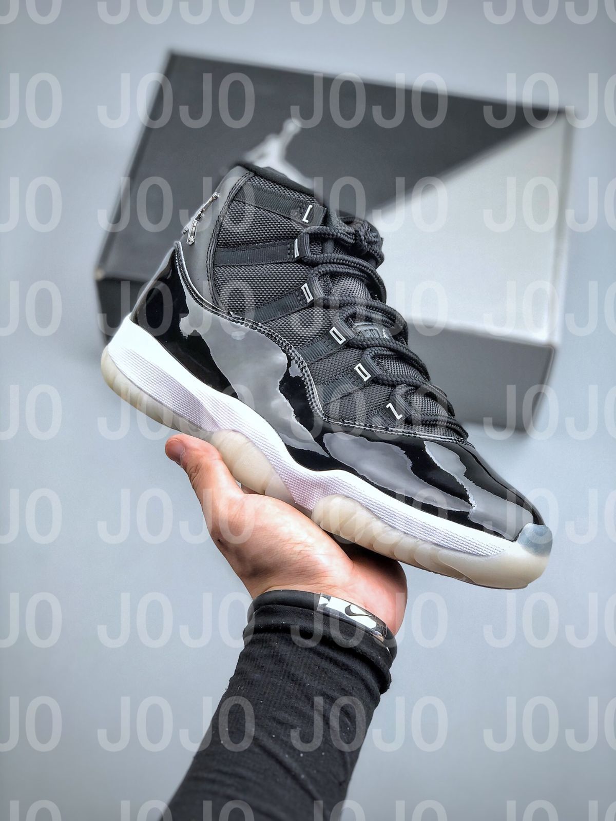 人気 箱付 ✨ 新品未使用 NIKE AIR JORDAN 11 JUBILEE(BLACK CLEAR) ナイキ エアジョーダン11  ジュビリー(ブラック クリア) CT8012-011 - メルカリ