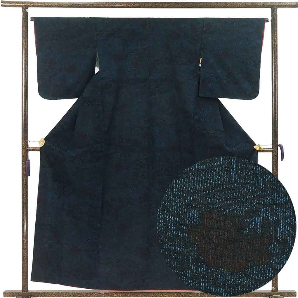 紬 身丈158cm 裄65cm 前幅22.5cm 後幅28cm 袖丈48.5cm 袖幅34cm レディース 袷 花柄 裄Mサイズ 秋冬春用 正絹 シルク ネイビー リメイク リユース リサイクル 呉服のきくや