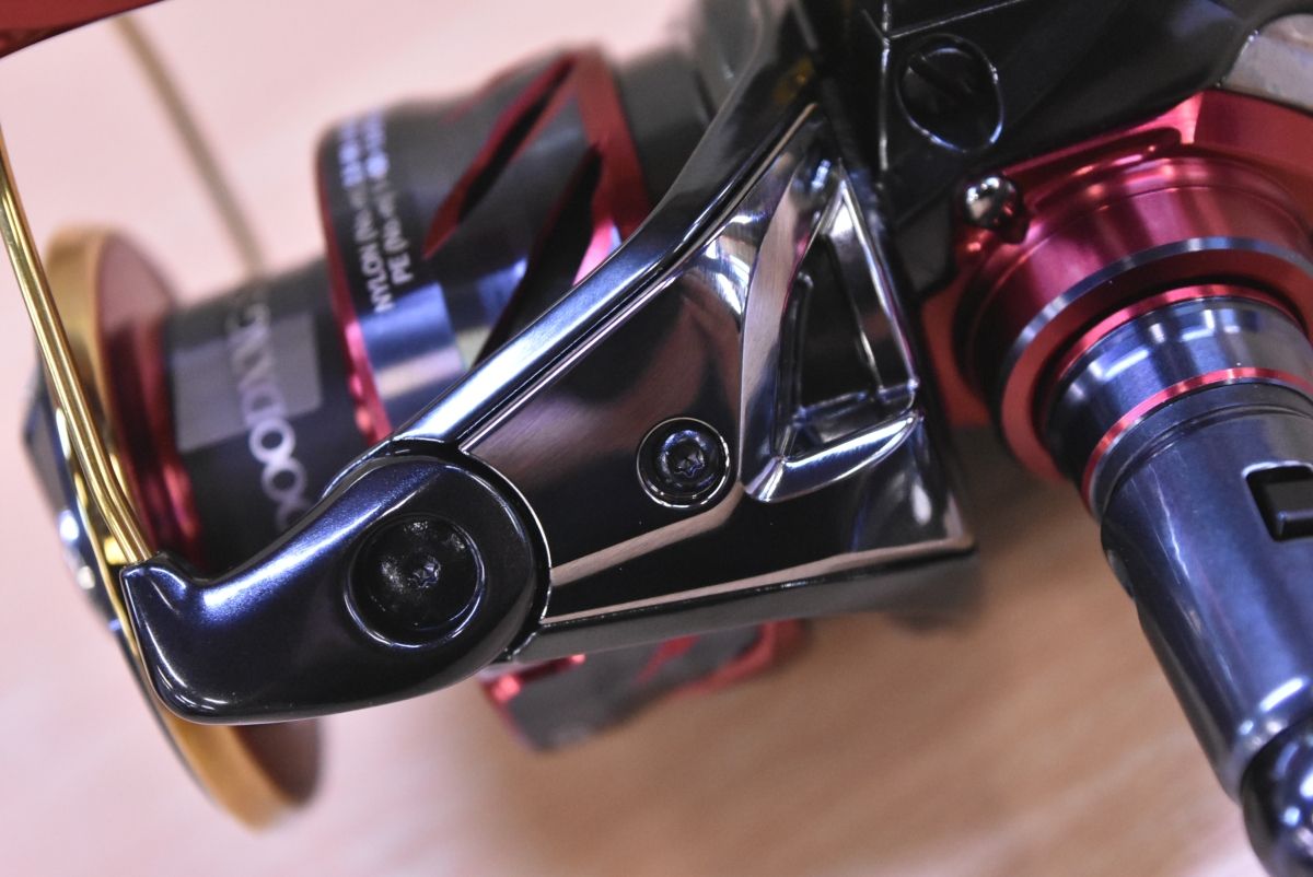 シマノ 24 BB-X テクニウム ファイアブラッド レバーブレーキリール 磯釣り フカセ釣り チヌ グレ