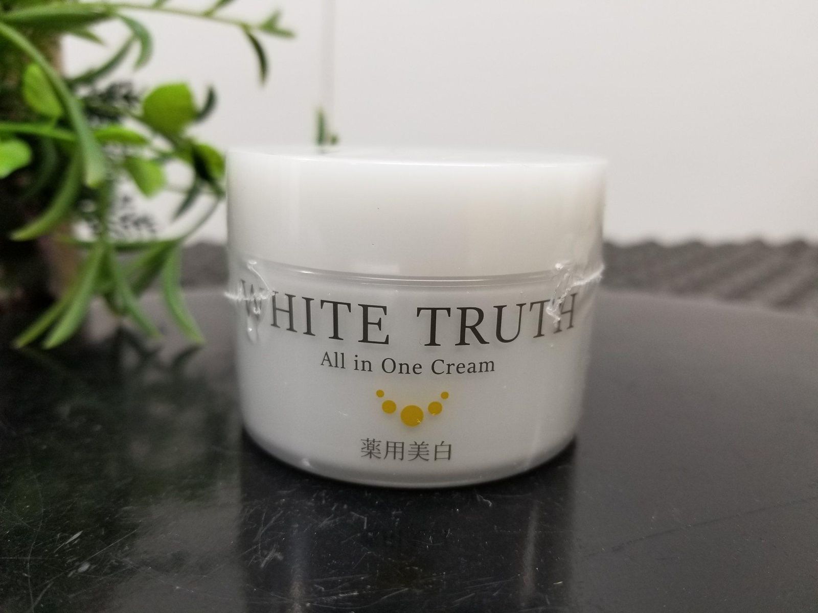 フェイスラボ　ホワイトトゥルースオールインワンクリーム　50ｇ　未開封 A8827A99