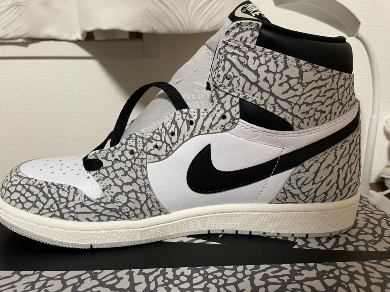 通販最安値 NIKE エアジョーダン レトロ HIGH OG BG 27.5センチの通販 by snoop shop｜ナイキならラクマ 