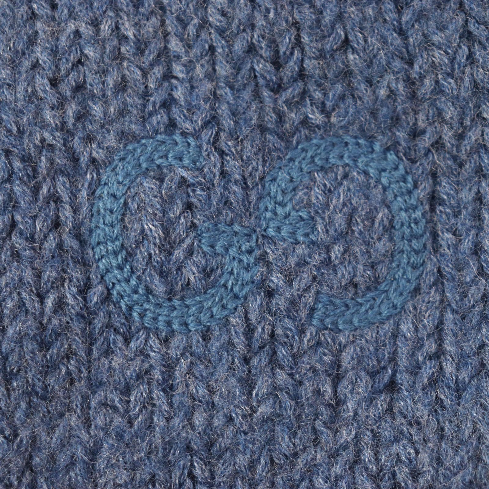 美品【Lサイズ】グッチ☆ エンブロイダリー　刺繍　ロゴ　薄手ニット　レア商品 美品【Lサイズ】グッチ☆ エンブロイダリー 刺繍 ロゴ 薄手