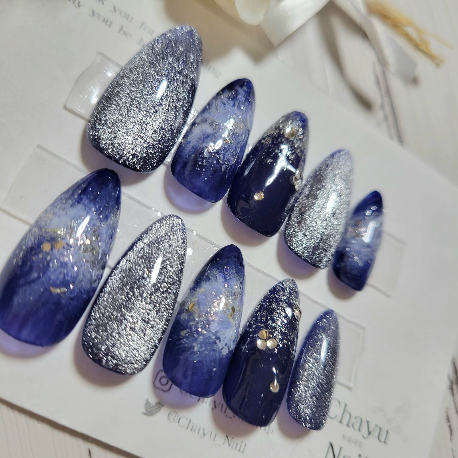 ネイビー シルバー 青 ネイルチップ - メルカリ
