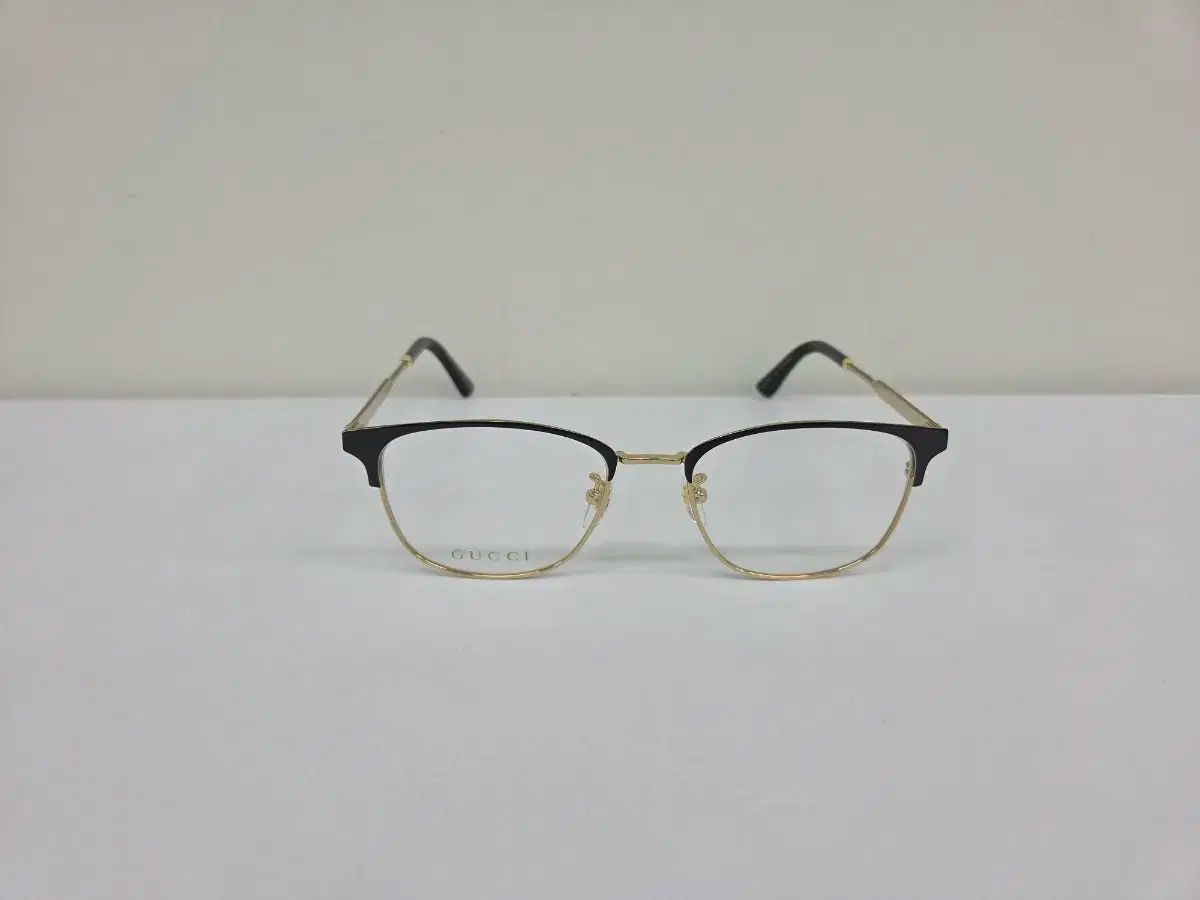 メガネフレーム