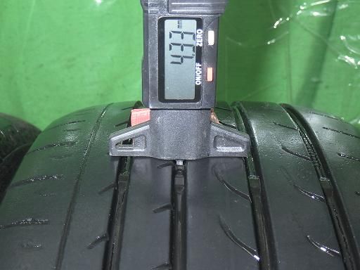 セレナ純正 16インチ