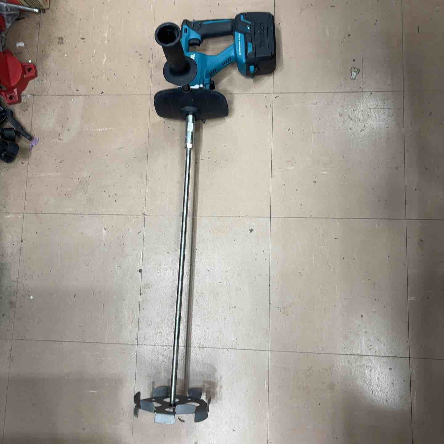 マキタ makita コードレスかくはん機 UT130DZ 草加店