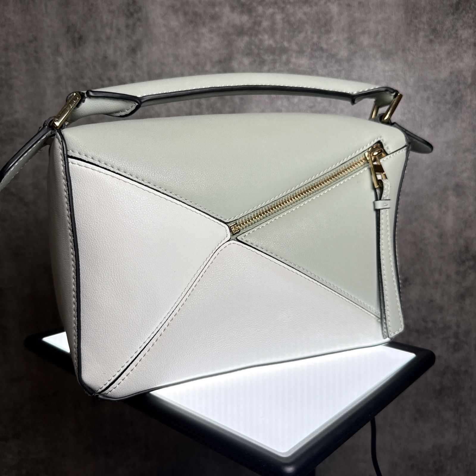 大幅値下げ‼️LOEWE パズルバック ミニ マルチカラー - メルカリ