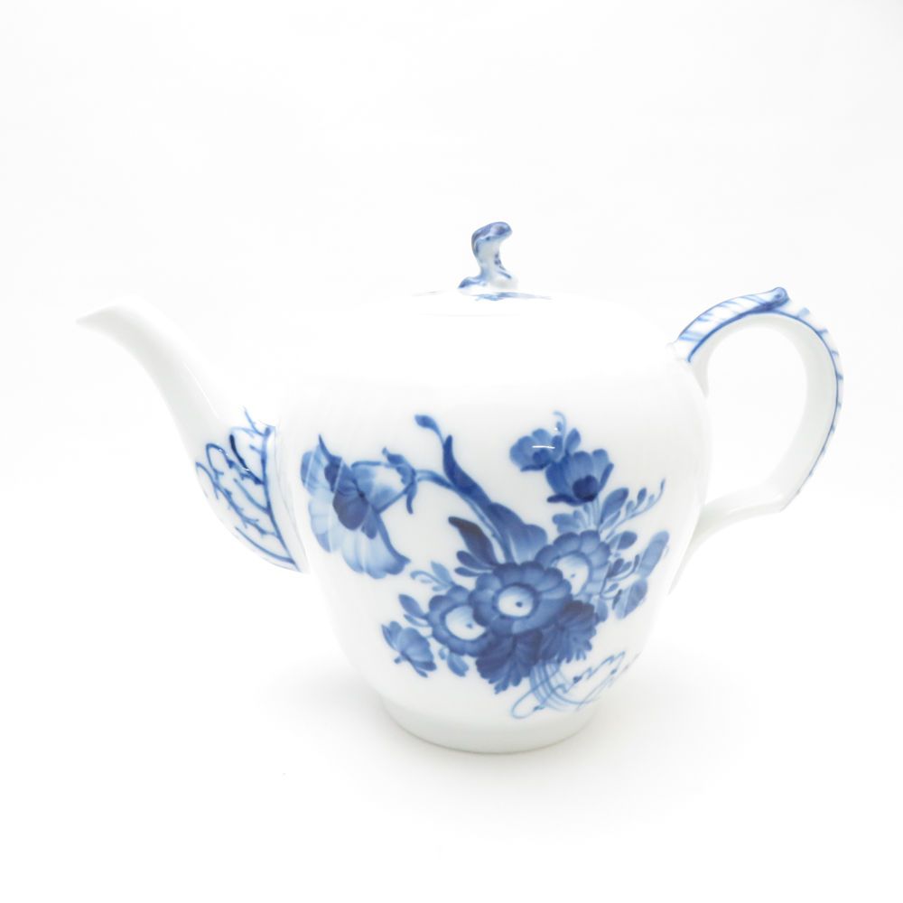 ROYAL COPENHAGEN ロイヤルコペンハーゲン ブルーフラワーカーブ ティーポット SM4611F2