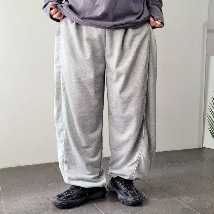 シャーリングかんたん！ゴムシャーリングの縫い方 メンズ ピンタック サイド 삥줄 ゴム シャーリング ワイド ジャージ パンツ 2 カラー