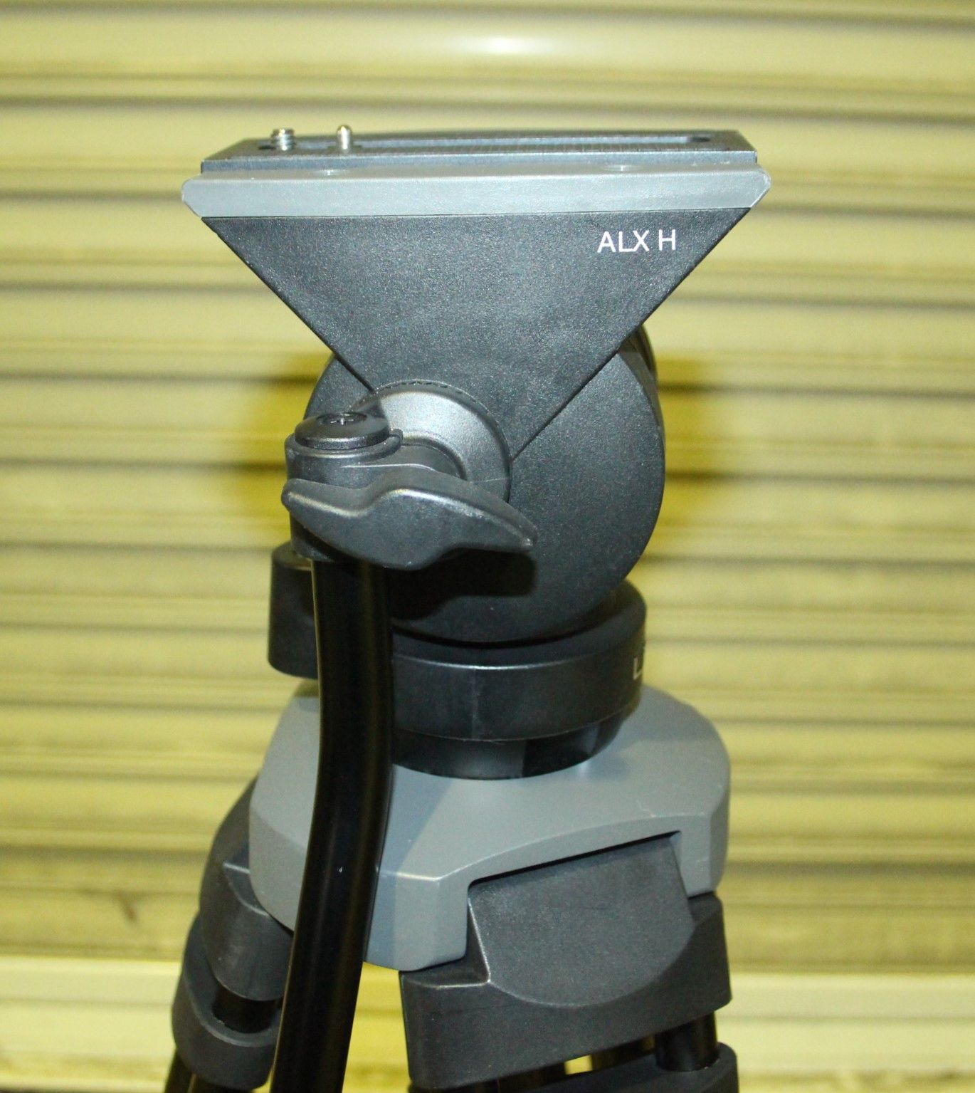 オータムセール Libec三脚ALX H+TRIPOD T68+TC-60 パンハンドル付属