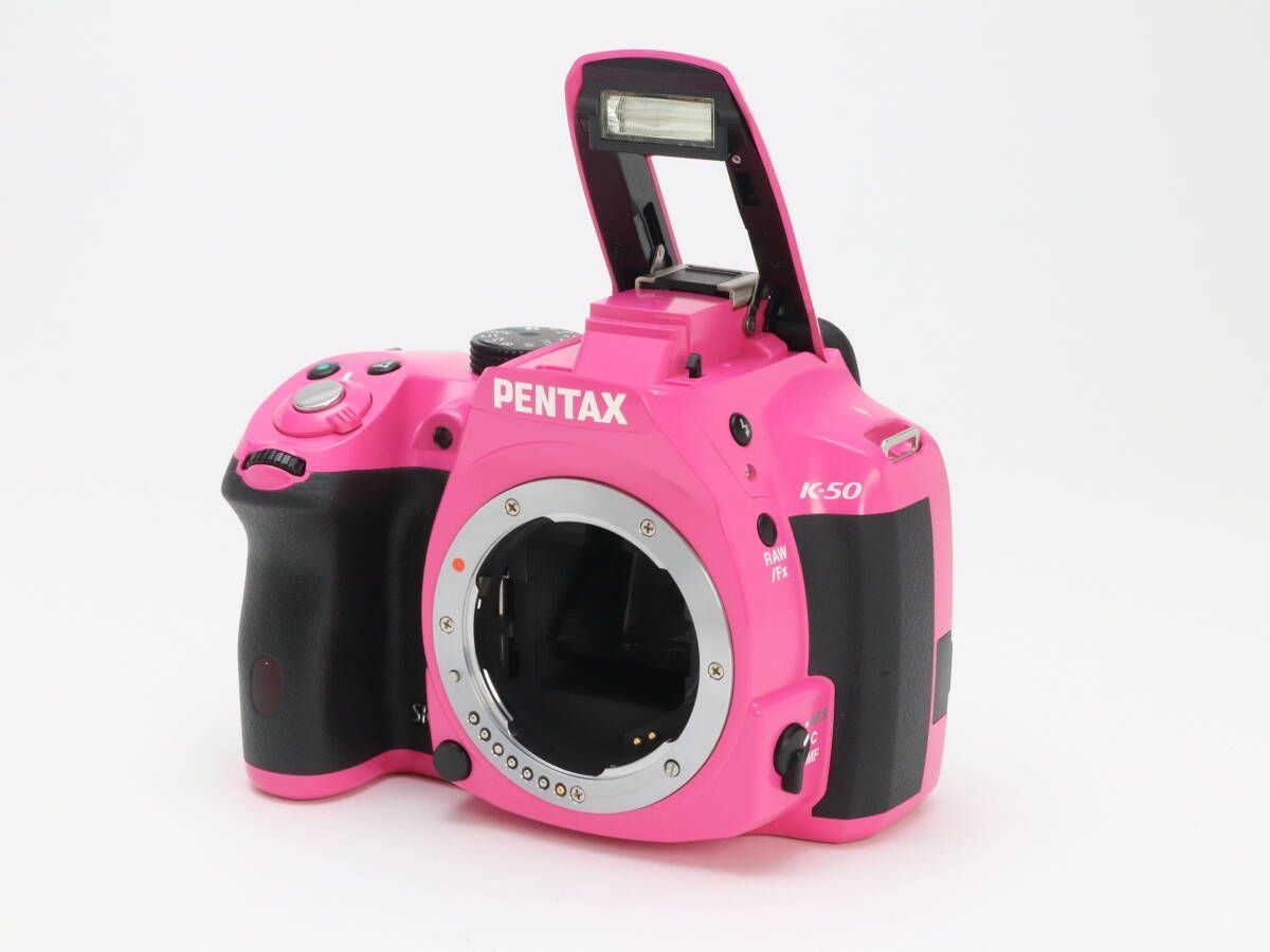 【お得】PENTAX K-50 人気のピンク ボディ ミラーレス一眼 お得】PENTAX K-50 人気のピンク ボディ ミラーレス一眼