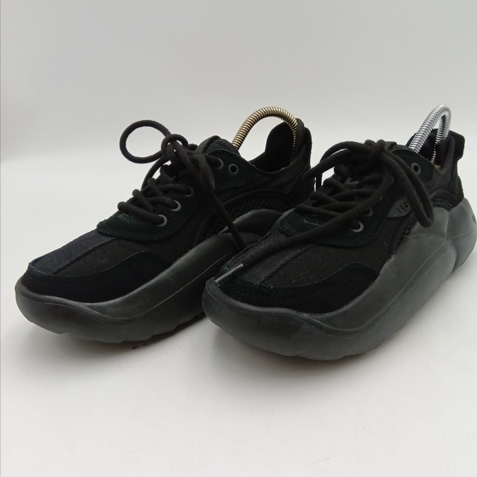 UGG ブラック スニーカー size8 箱無し UGG アグ LA Alto Low LA アルトロー スニーカー ブラック