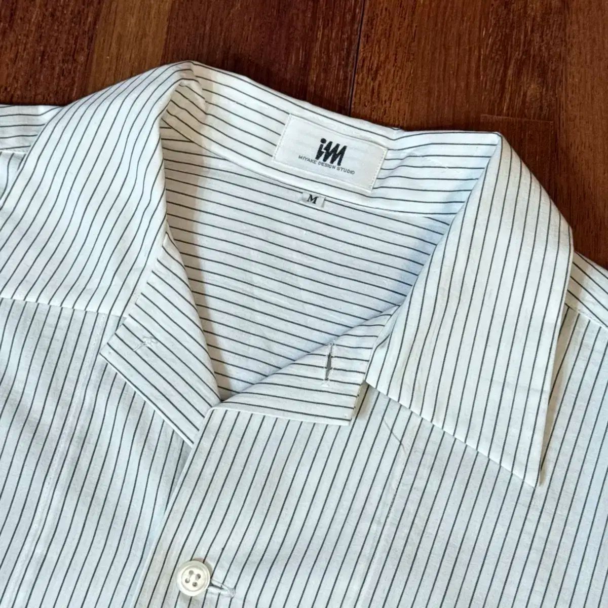イッセイミヤケ　issey miyakeヴィンテージ　シャツ ISSEY MIYAKE(イッセイミヤケ) ヴィンテージ シャツ - メルカリ