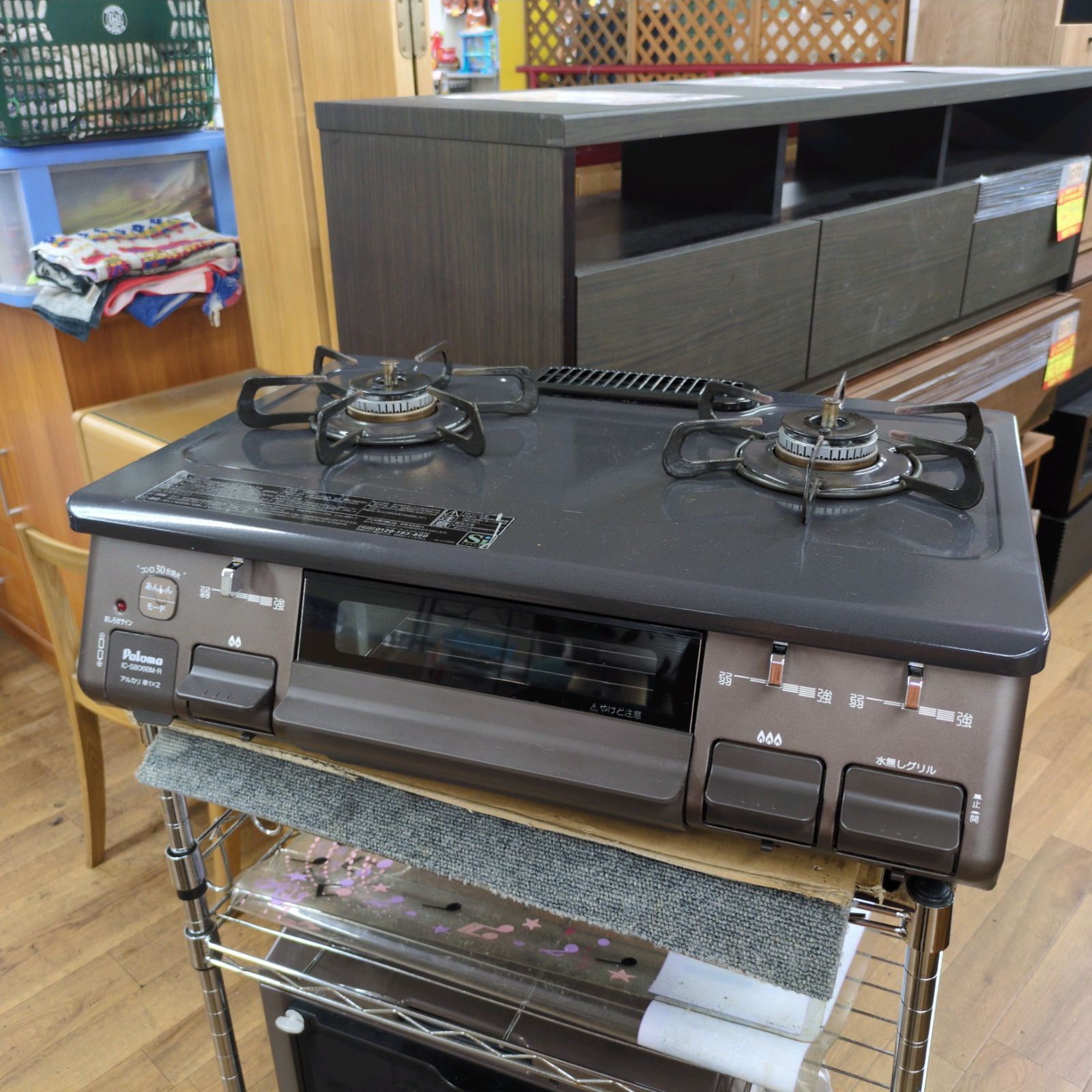 J331 ★多少使用感★2022年製★パロマ★LPガスコンロ★水無し片面焼きグリル J331 ☆多少使用感☆2022年製☆パロマ☆LPガスコンロ☆水無し片面焼き