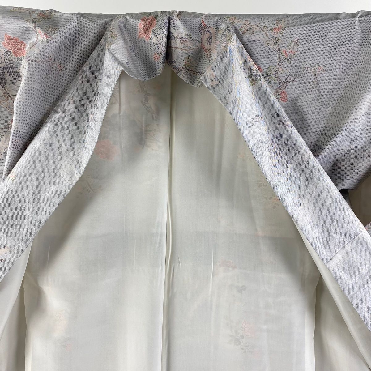 大島紬 身丈164cm 裄丈65cm M 袷 都喜ヱ門 証紙 枝花 鳥 灰色 正絹  