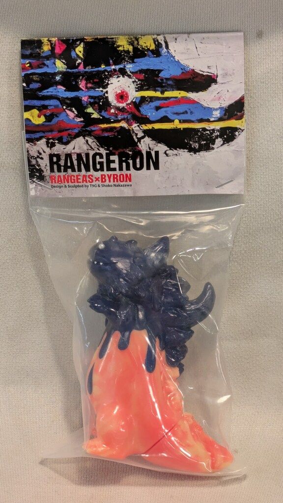 BEAMS GID 蓄光 Byron Rangeron バイロン ランジロン shoko nakazawa T9G rangeas labubu ワンフェス スーフェス ソフビ 予約済み 2体セット 新品 BEAMS 蓄光 Byron Rangeron バイロン