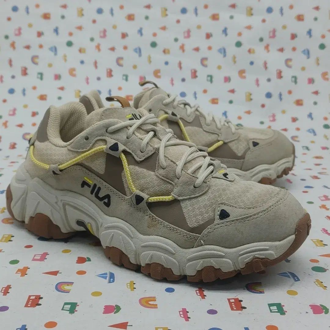 FILA(フィラ) 流体 レディーススニーカー 260 ー