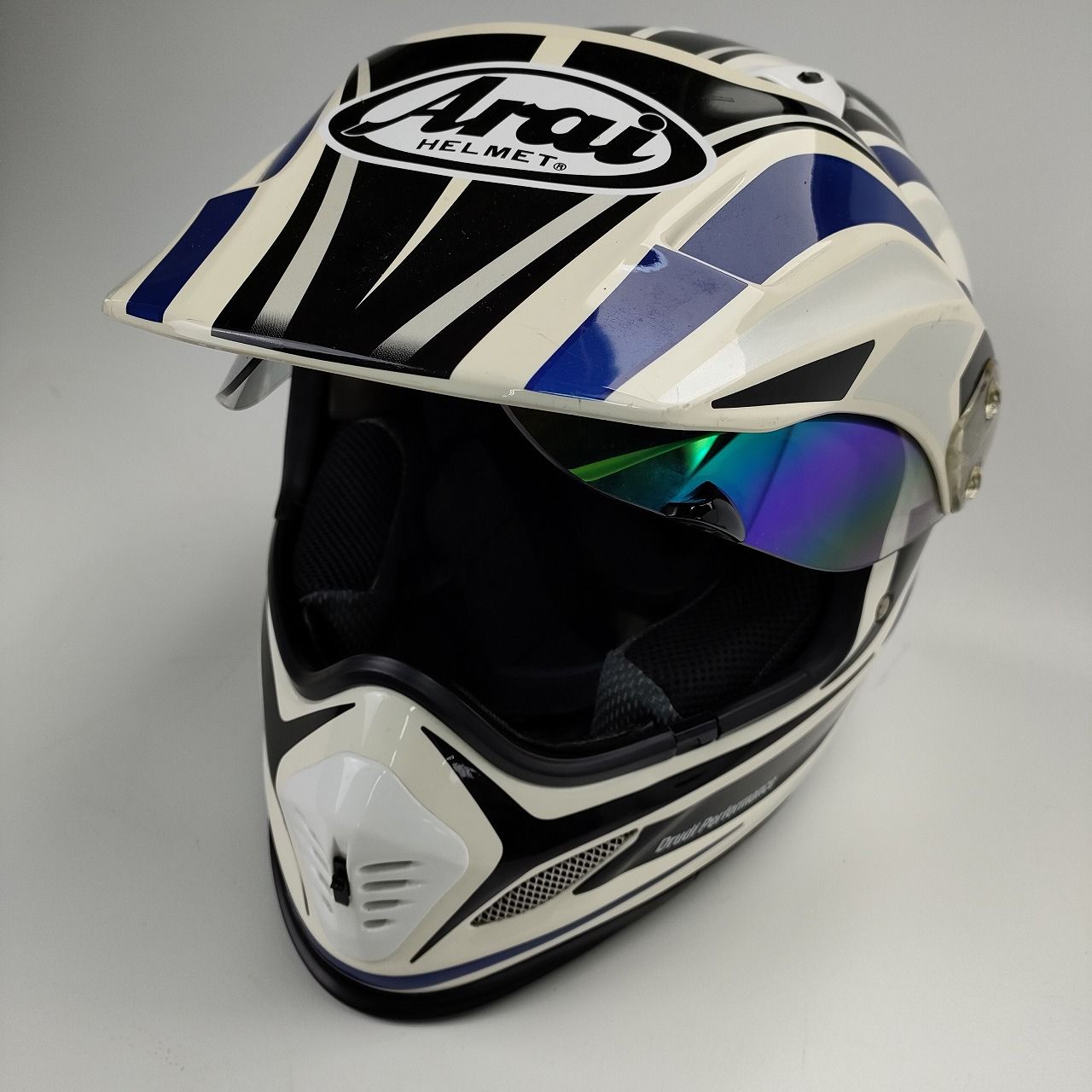 Arai QUANTUM-J フルフェイスヘルメット 黒/黄 Arai QUANTUM-J フル