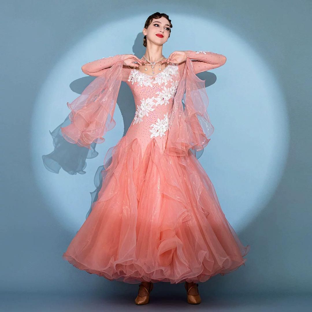 スタンダードドレス☆発表会、デモ、競技会、ダンスパーティーでも注目