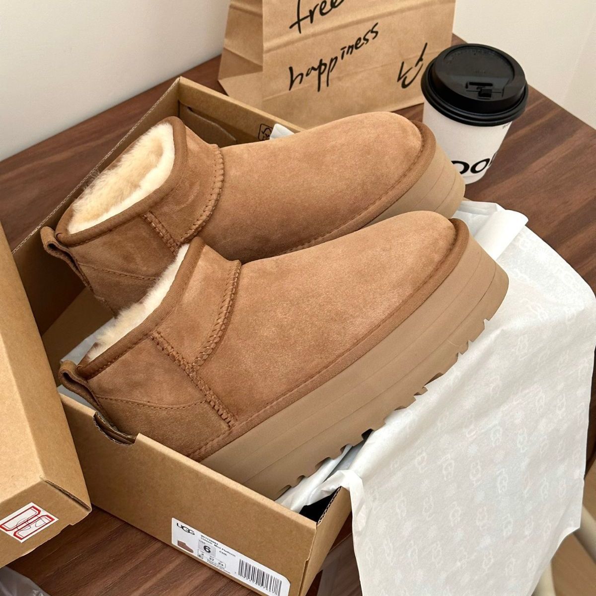 UGG クラッシックウルトラ ミニプラット フォーム 厚底5cm ブーツ箱付-