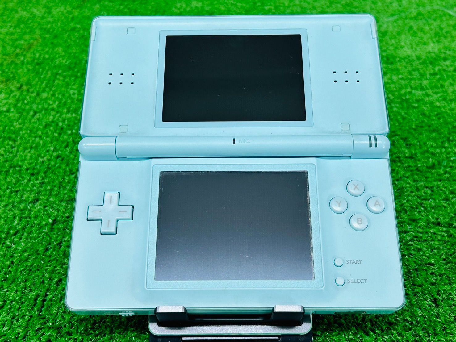 ニンテンドーDS Lite アイスブルー【メーカー生産終了】 ニンテンドー