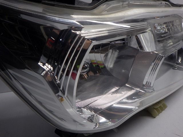 ヘッドライト左右