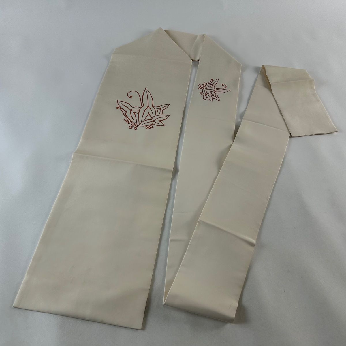 何でも揃う 名古屋帯 優品 蝶 幾何学 クリーム 正絹 【中古】 - メルカリ 着物・浴衣