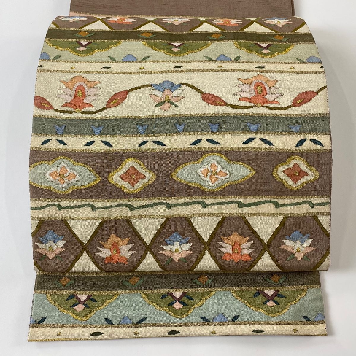 袋帯 美品 逸品 横段 草花 金糸 綴れ 茶色 お太鼓柄 正絹 【中古