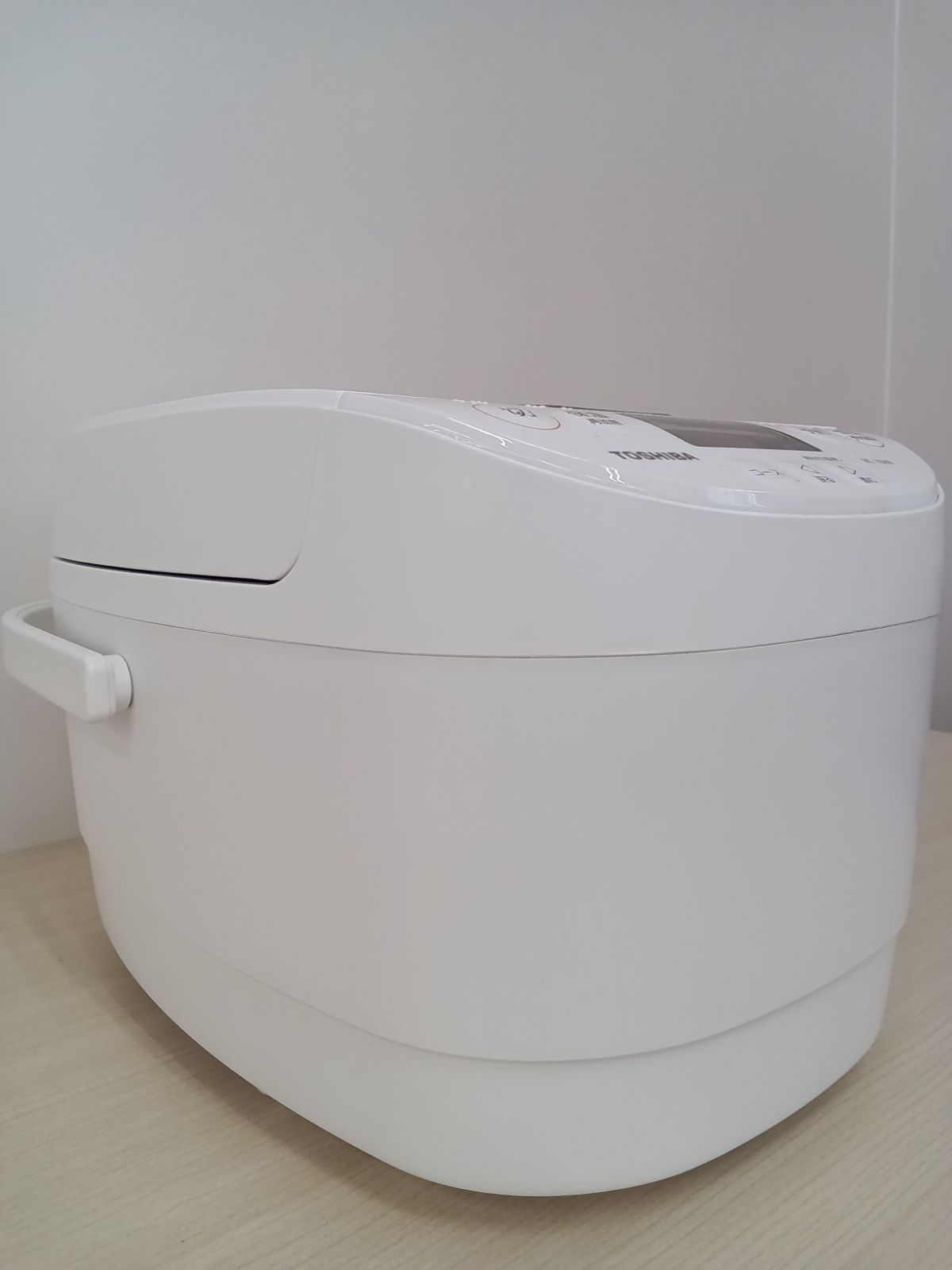TOSHIBA IHジャー炊飯器 2024年製 RC-10HR 5.5合炊き】
