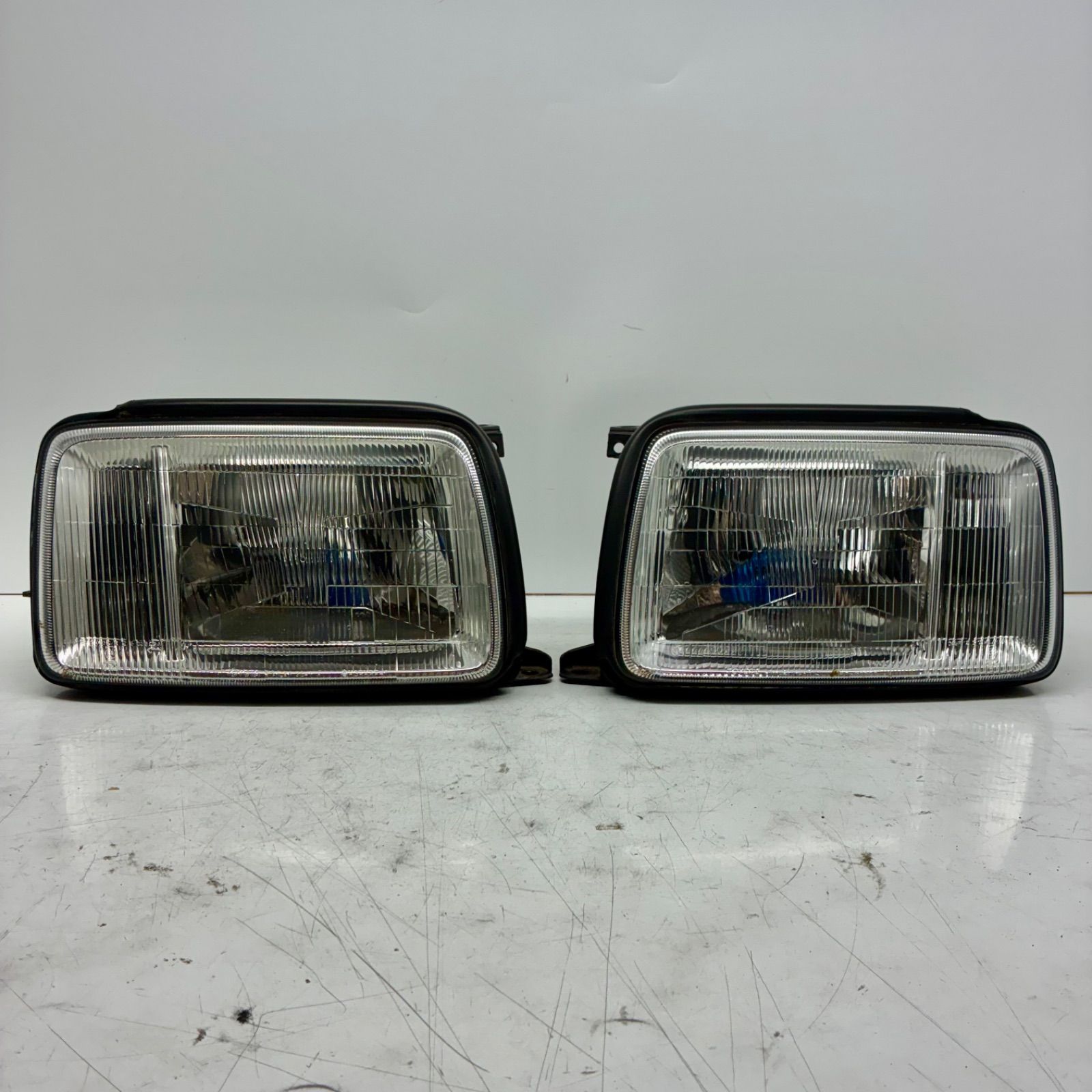 コーティング済 トヨタ GZG50 センチュリー ヘッドライト ランプ レンズ 左右セット LR 社外 HID STANLEY 40-7 P70943