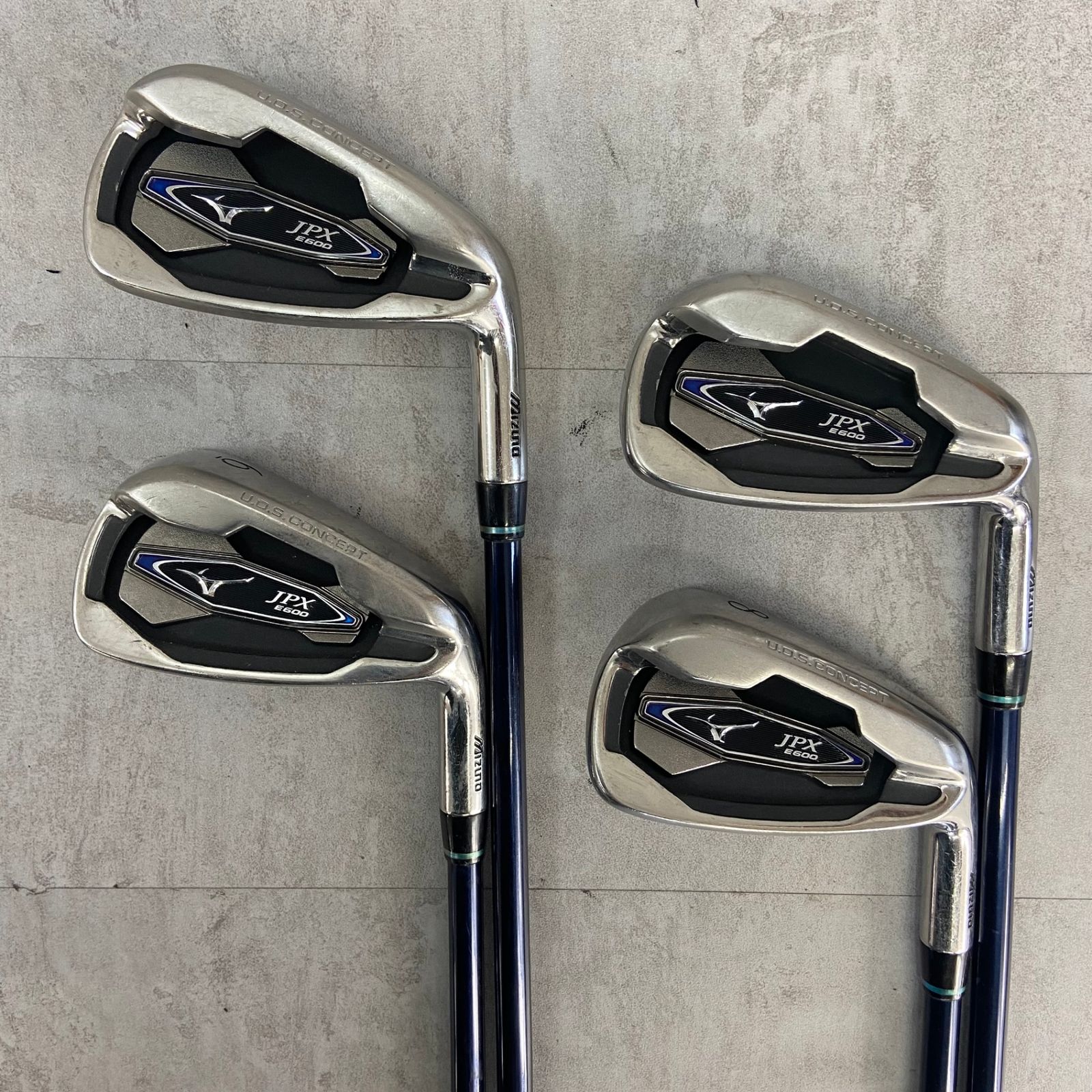 MIZUNO - Mizuno　ミズノ　JPX　E600　メンズゴルフアイアン8本セット　カーボン　R　右利き用　ポケットキャビティ Mizuno ミズノ JPX E600 メンズゴルフアイアン8本セット