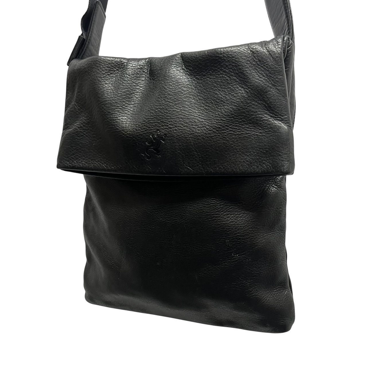 美品 agnes b. アニエスべー レザー シボ革 フラップショルダー 美品 agnes b. アニエスべー レザー シボ革 フラップショルダー
