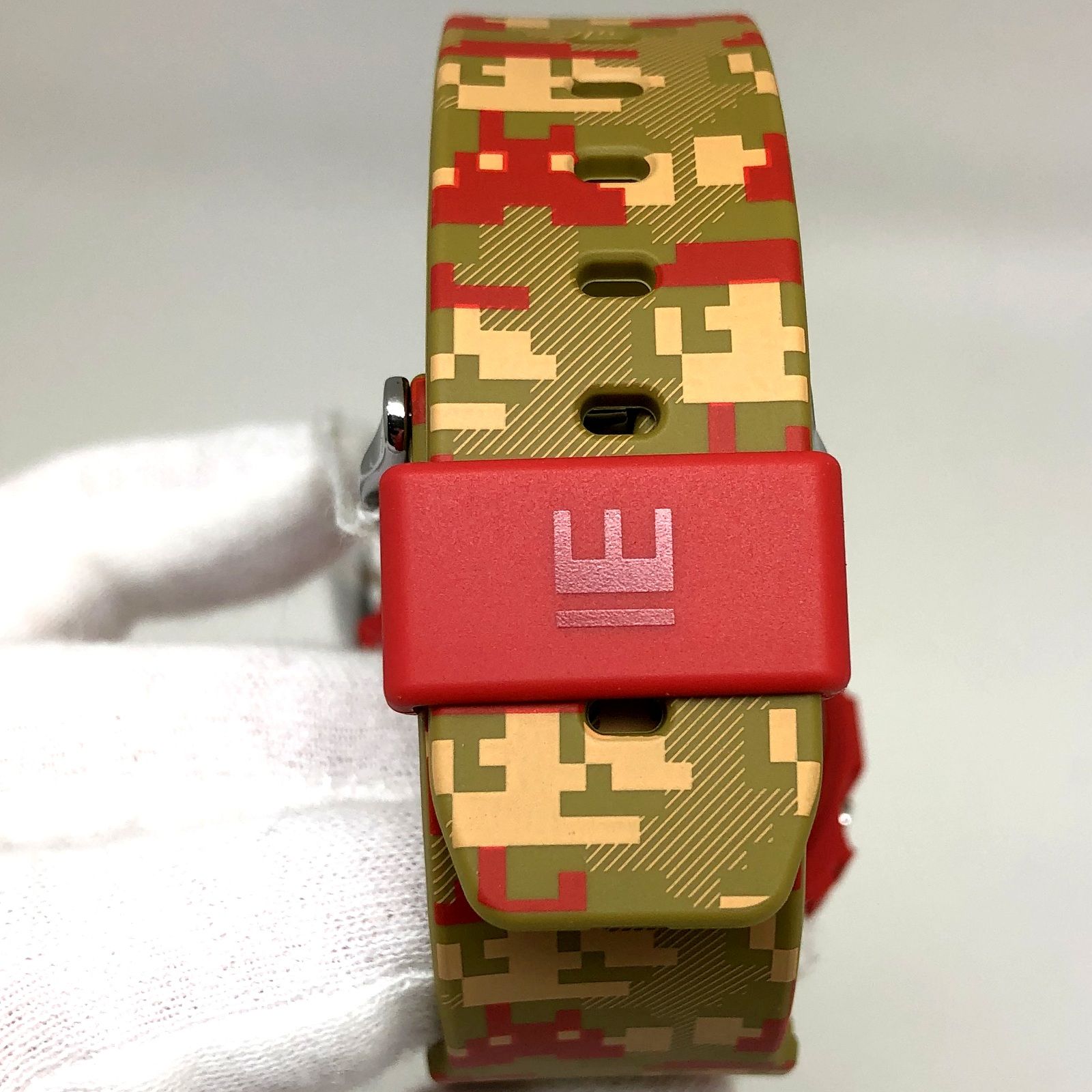 G-SHOCK DW-5600SMB-4 スーパーマリオ 在庫限り！】DW-5600SMB-4