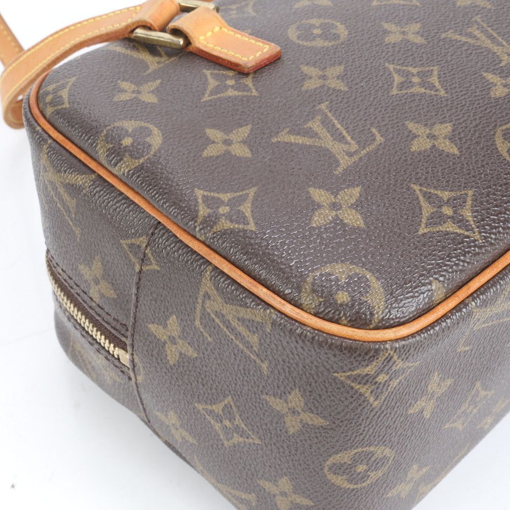 ルイヴィトン　シテMM ショルダーバッグ　モノグラム　M51182 レディース ルイ・ヴィトン(LOUIS VUITTON)ルイ・ヴィトン シテMM