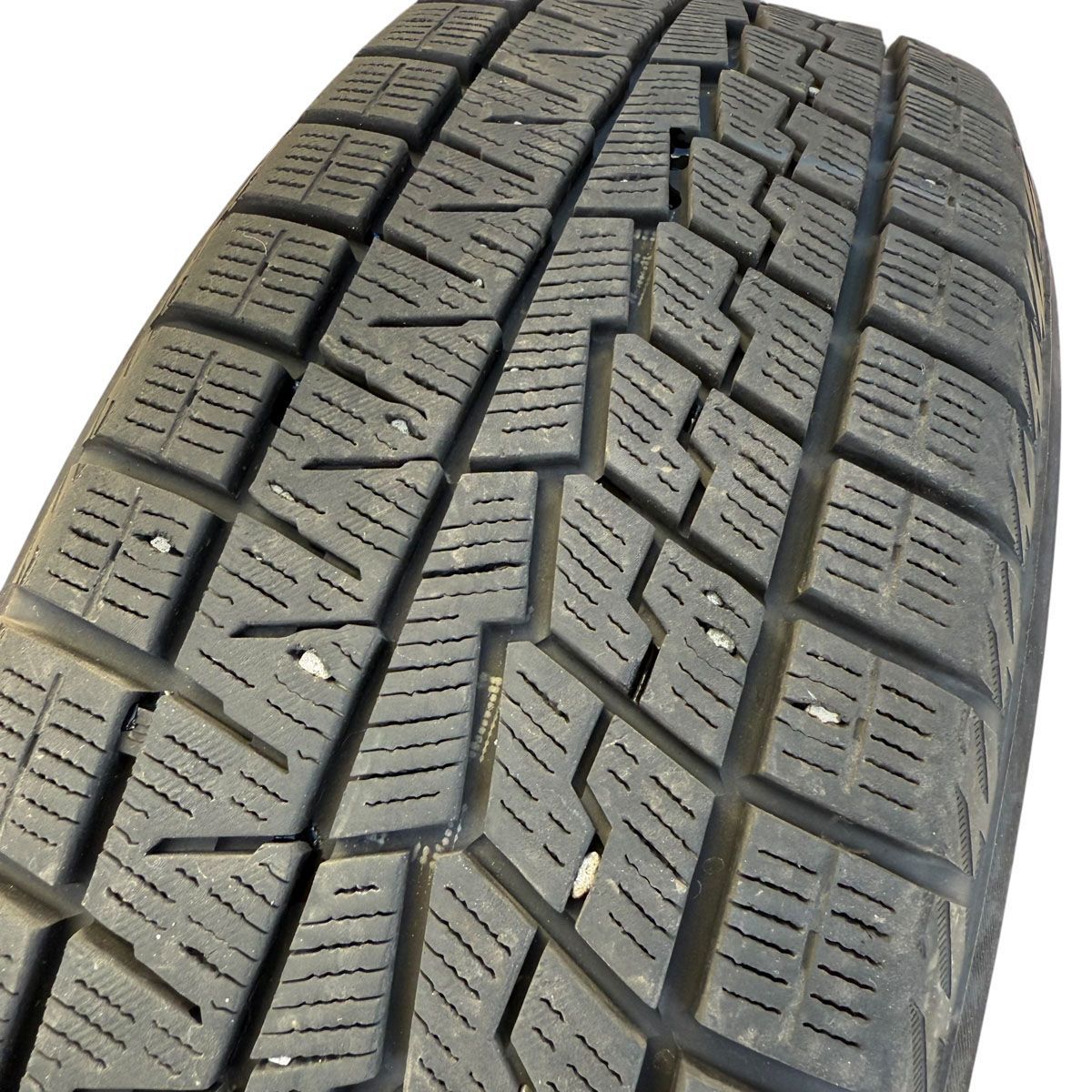 ◆YOKOHAMA◆スタッドレスタイヤ アイスガード IG70 185 60R15 84Q 4本 製 鉄チンホイール付き アクア フィット他