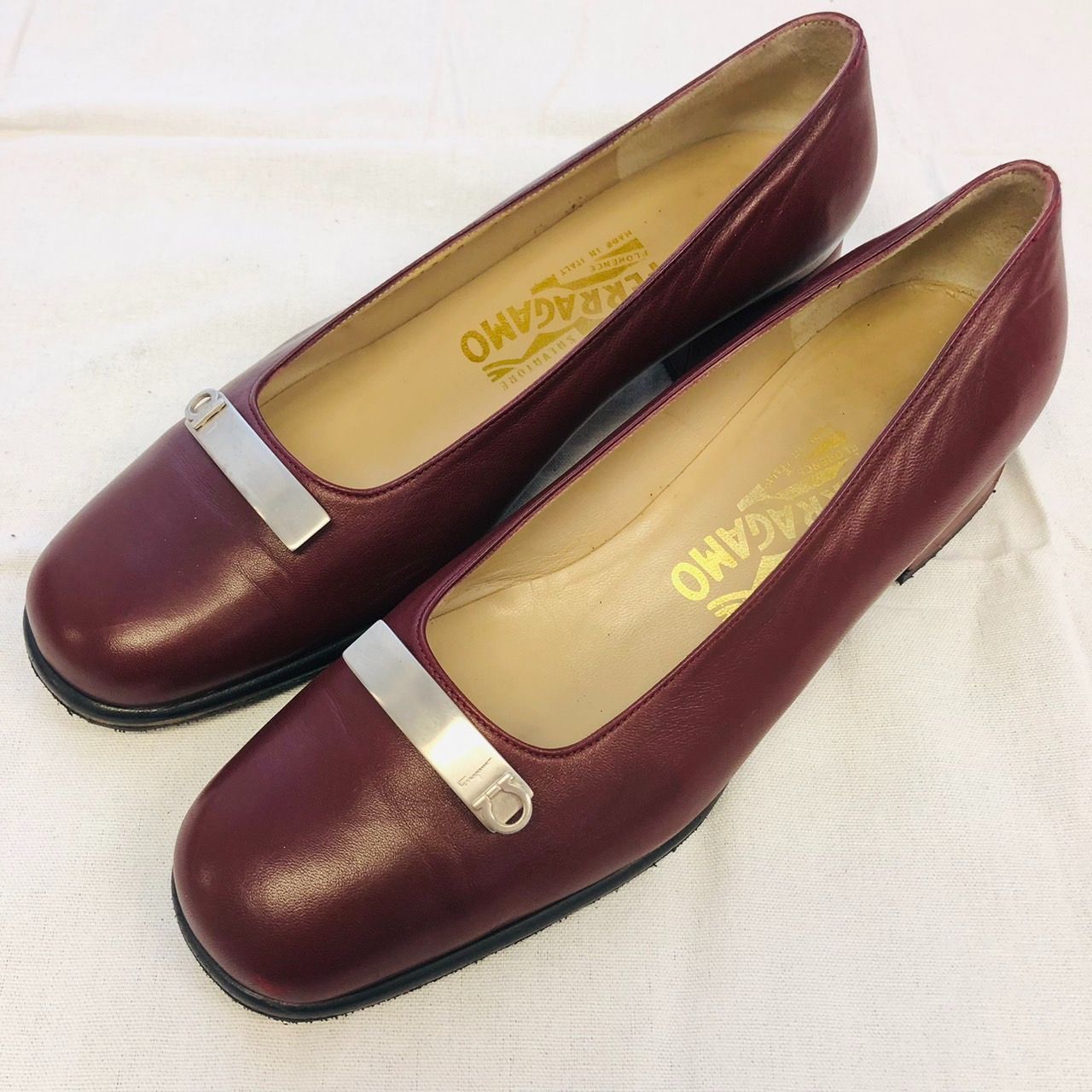 フェラガモ　茶色　パンプス　美品 サルヴァトーレフェラガモ Salvatore Ferragamo パンプス