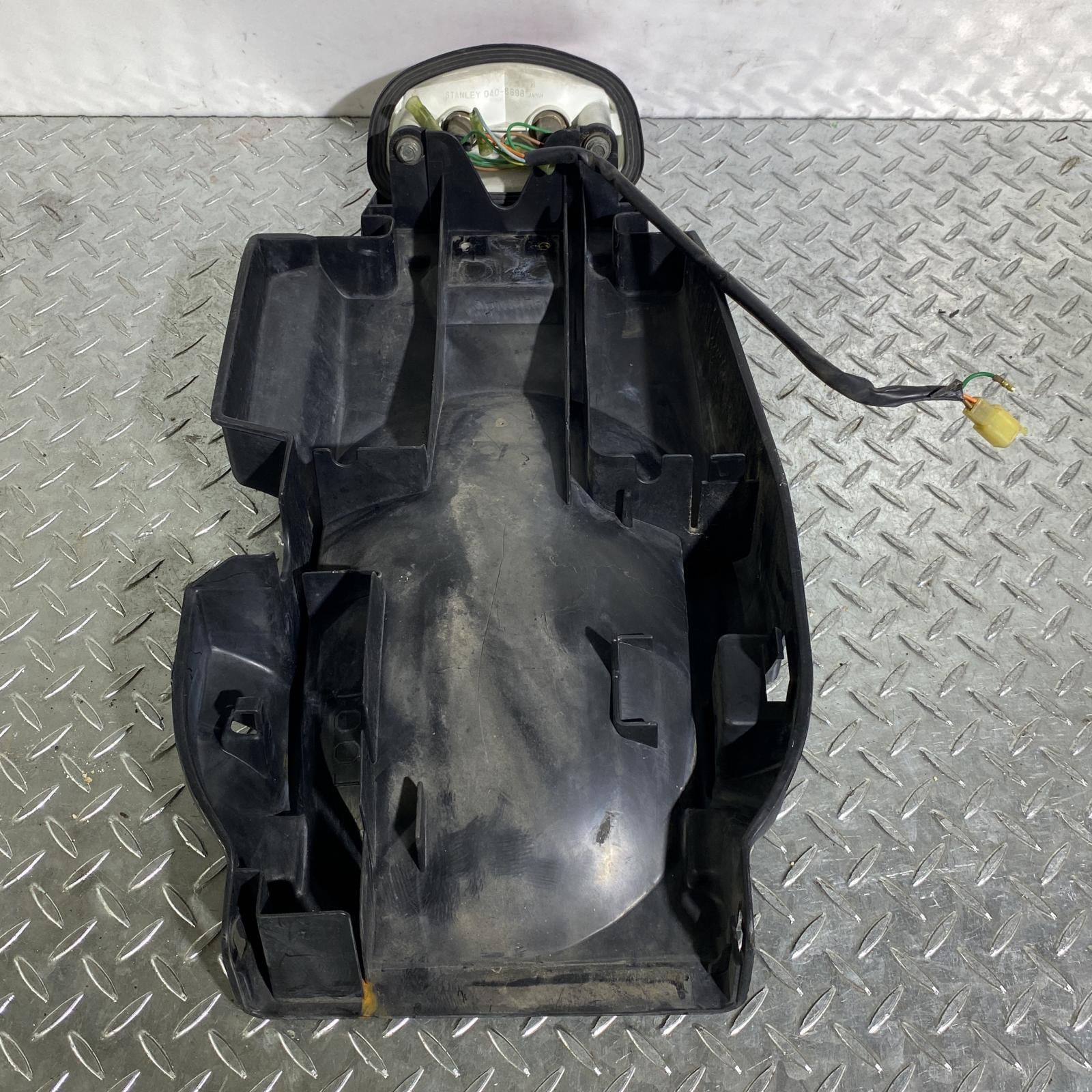 ホーネット250 リアフェンダー テールランプ 一式 HONDA ホーネット250 インナーフェンダー テールランプセット