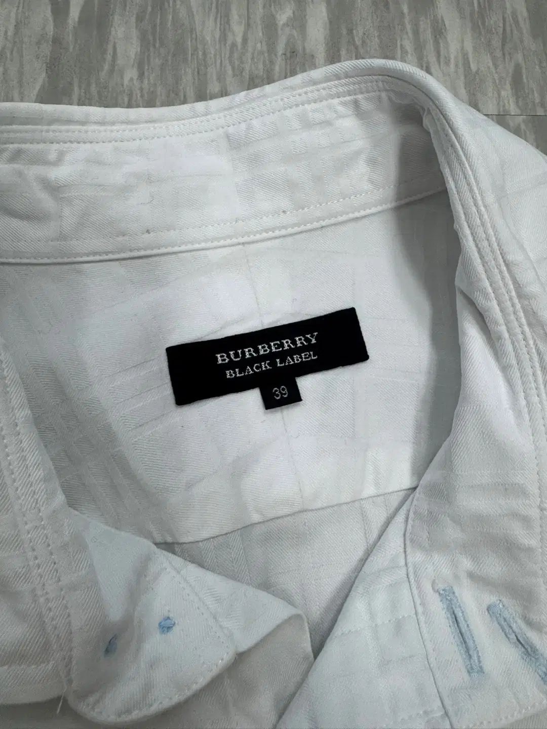 100 BURBERRY
