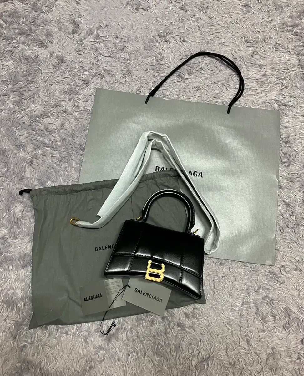 BALENCIAGA　バッグ BALENCIAGA(バレンシアガ) 592833 カープ スキン アワーグラス