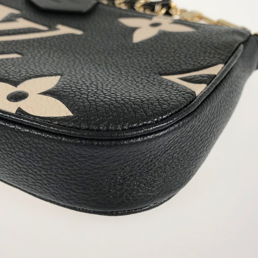 ルイヴィトン モノグラム　ポシェットアクセソワール　ハンドバッグ Amazon | Louis Vuitton ルイヴィトン ショルダーバッグ