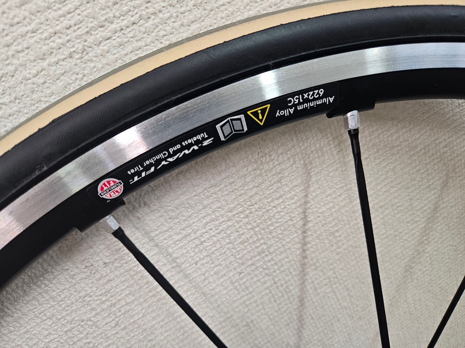 □ CAMPAGNOLO EURUS 2WAY-FIT 700c 軽量 前後ホイール 622×15c