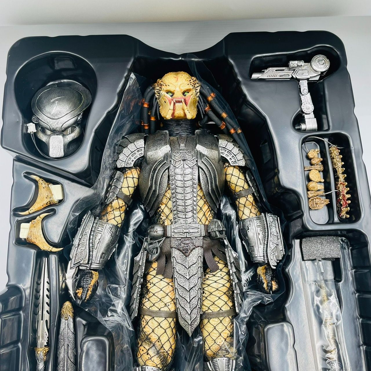 ホットトイズ AVP スカー プレデター 2-0 ver. 1/6 フィギュア / HOTTOYS ムービー マスターピース SCAR  PREDATOR MMS 190 - メルカリ