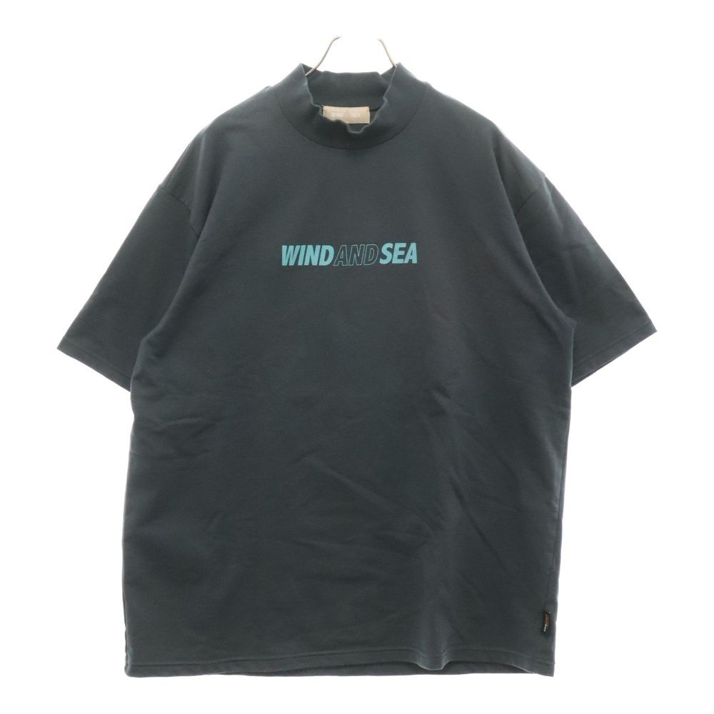 WIND AND SEA (ウィンダンシー) ロゴ プリント モックネック 半袖 カットソー Tシャツ ネイビー WDS‐ESSA‐24‐Q4‐AC‐02